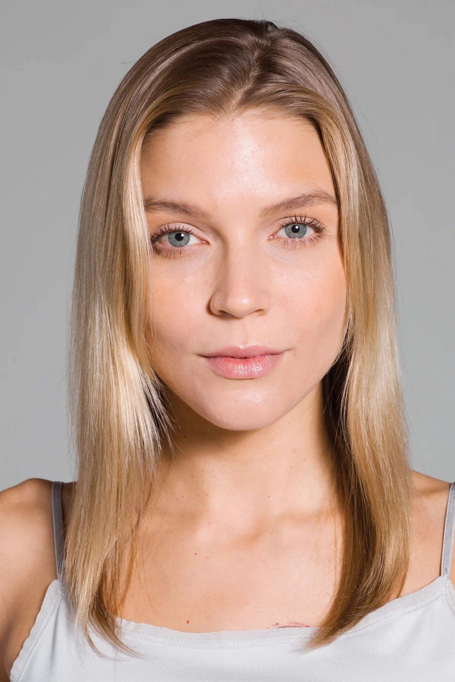 Accessories_Rene Of Paris_Wigs Medium Top Piece by Rene Of Paris | Average Cap